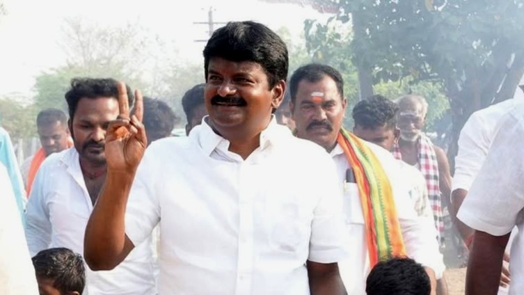 குட்கா வழக்கில் சி.விஜயபாஸ்கருக்கு சிக்கல்: 12 வாரங்களில் விசாரணையை முடிக்க ஐகோர்ட் உத்தரவு!